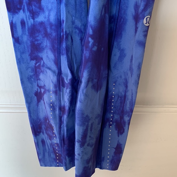 Lululemon Invigorate HR Tight 25” - Picture 3 of 9